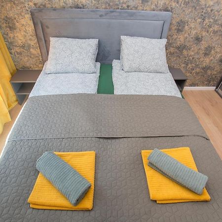 Urban Jungle Apartament Felicia Bialystok Ngoại thất bức ảnh